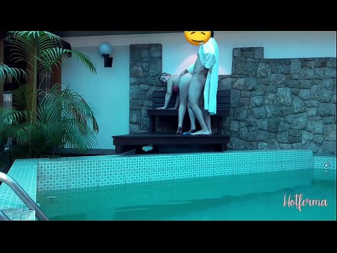 ❤️ Baas noeget faam nei it swimbad, mar koe net wjerstean in hot ❌ Seksfideo op fy.ph-vassena.ru ❌